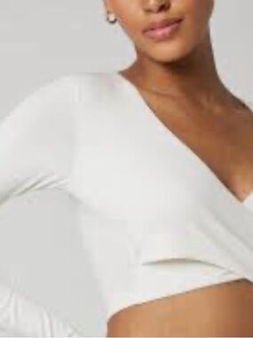 Fabletics Mint cropped Long Sleeve